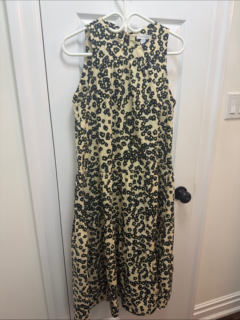 Sleeveless Floral Print Midi Dress - Black on Cream